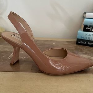 Like new Antonio Milano beige sling back